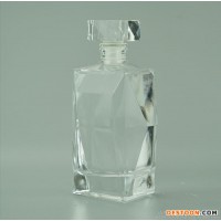 郓城玻璃制品厂家供应精油玻璃瓶养花玻璃瓶木塞玻璃瓶 出售