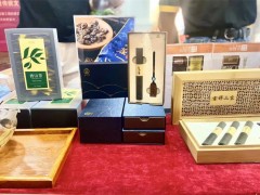 五桂飘香！五桂山土沉香亮相非遗墟市