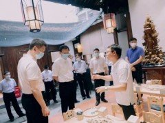 厦门市委、政法委书记李伟华一行走访调研“闽台香文化研学馆”